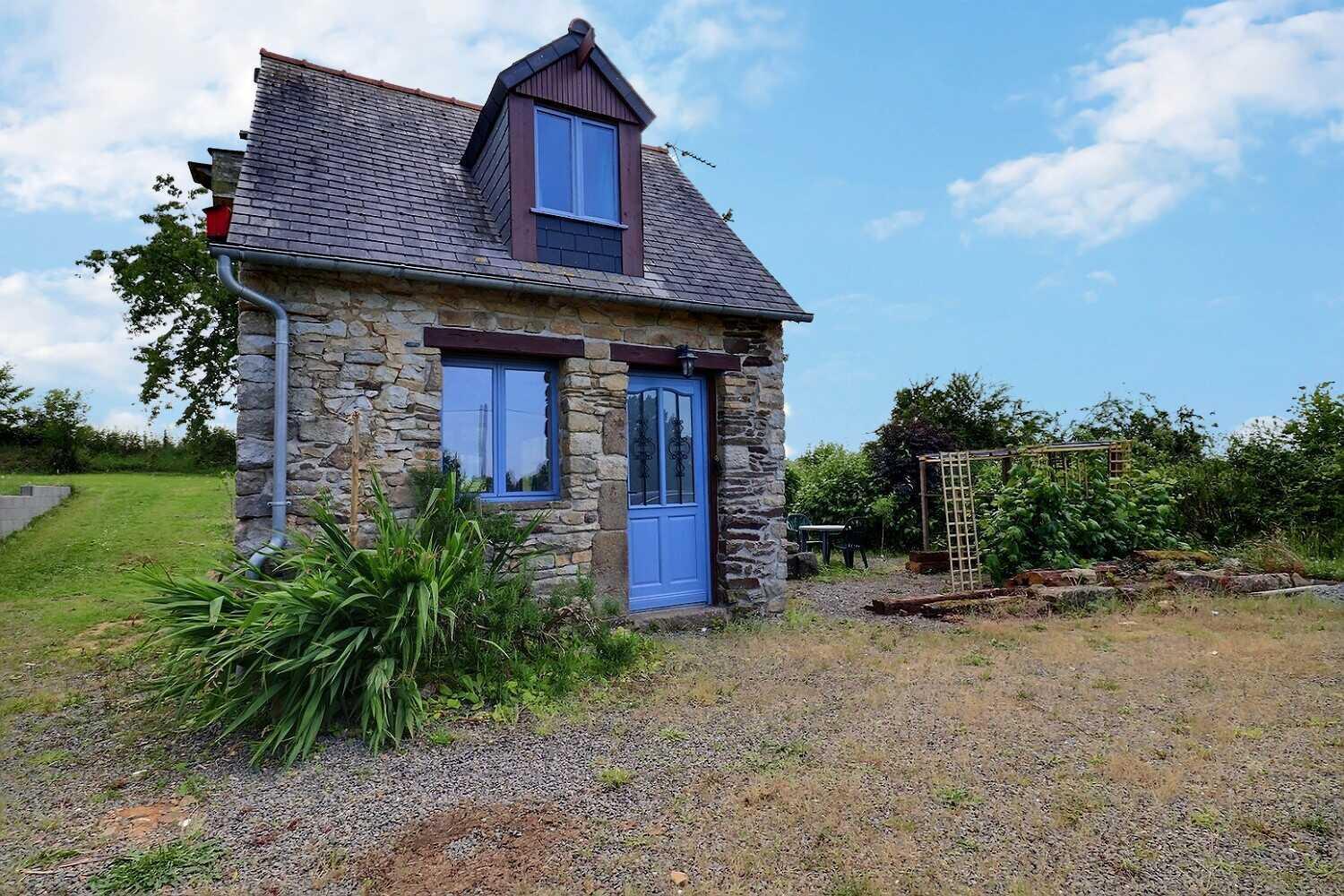 La Petite Maison Bleue Les Portes du Coglais Екстер'єр фото